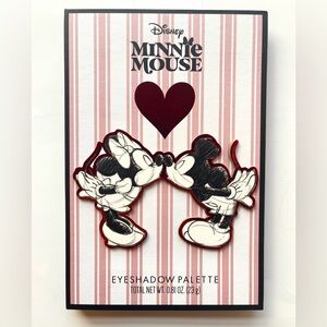NWT- Disney Minnie Mouse Kissing Couple Eyeshadow Palette